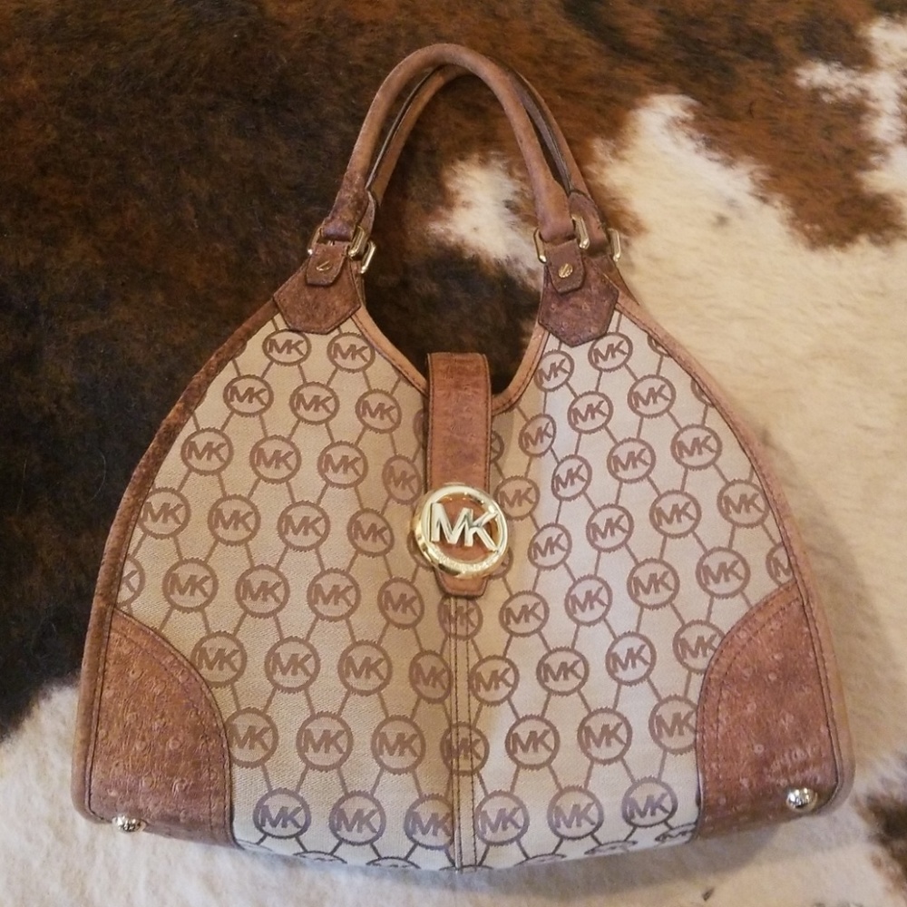Michael Kors purse